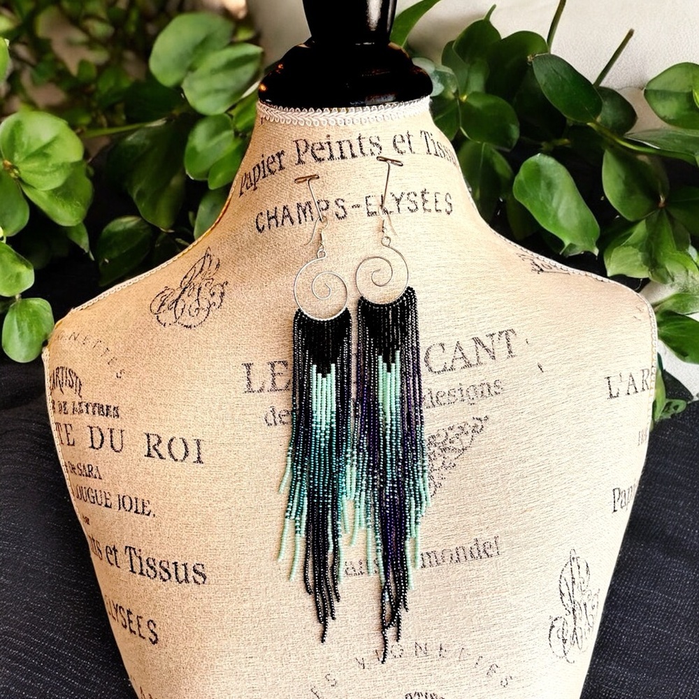 Who’s got the blues? Hand Beaded Chandelier Beaded Earrings Blues Purples - Picture 5 of 17